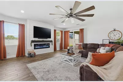 1218 Blarney Street, Minneola, FL 34715 - Photo 10