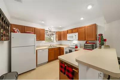 2239 Baldwin Run, The Villages, FL 32162 - Photo 14