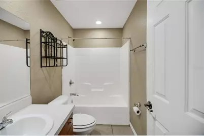 305 W Fountain Street, Fruitland Park, FL 34731 - Photo 26