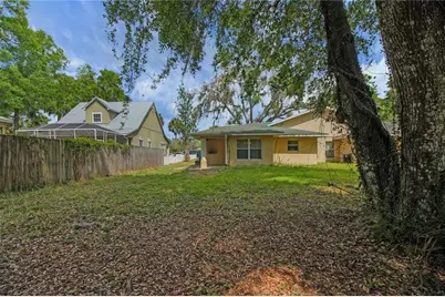 305 W Fountain Street, Fruitland Park, FL 34731 - Photo 36