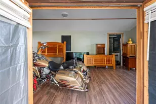 270 W McClendon St, Lady Lake, FL 32159 - Photo 32