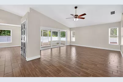 11637 Lake Drive, Leesburg, FL 34788 - Photo 4