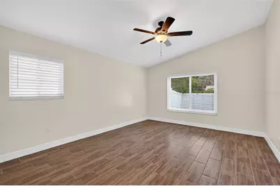 11637 Lake Drive, Leesburg, FL 34788 - Photo 14