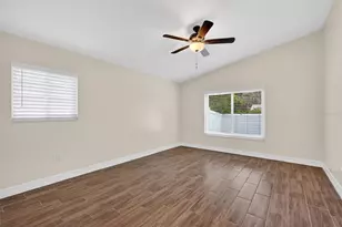 11637 Lake Dr, Leesburg, FL 34788 - Photo 14