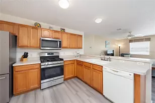 1017 Pinewood Pl, The Villages, FL 32162 - Photo 18