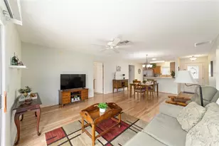 17040 SE 96th Chapelwood Cir, The Villages, FL 32162 - Photo 12