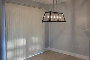 807 McLain Ct, Tavares, FL 32778 - Photo 4