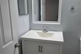 807 McLain Ct, Tavares, FL 32778 - Photo 12