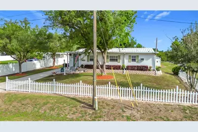 111 Mark Avenue, Lady Lake, FL 32159 - Photo 4