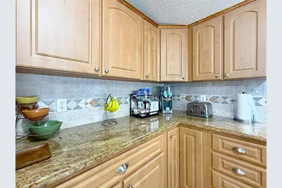 111 Mark Avenue, Lady Lake, FL 32159 - Photo 12