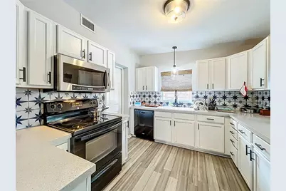 1700 Edmundshire Road, Orlando, FL 32812 - Photo 14