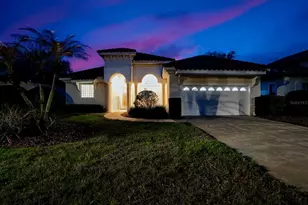 9926 Santa Barbara Ct, Howey in the Hills, FL 34737 - Photo 2