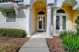 9926 Santa Barbara Ct, Howey in the Hills, FL 34737 - Photo 4
