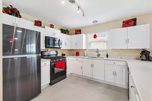 1483 Azteca Loop, The Villages, FL 32162 - Photo 2