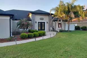 336 Lakecrest Dr, Tavares, FL 32778 - Photo 60