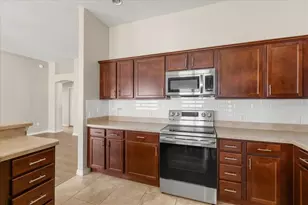 2247 Shanewood Ct, The Villages, FL 32162 - Photo 6