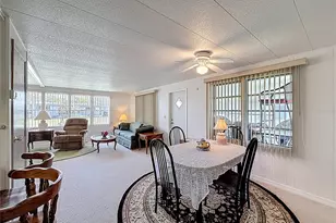 1231 Elkhart Cir, Tavares, FL 32778 - Photo 10