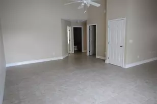 453 W Desoto St, Clermont, FL 34711 - Photo 4