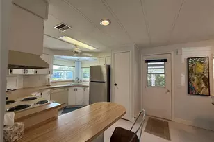 11 N Bobwhite Rd, Wildwood, FL 34785 - Photo 10