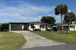 11 N Bobwhite Rd, Wildwood, FL 34785 - Photo 1