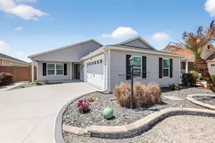 5840 Unger Ct, The Villages, FL 32163 - Photo 2