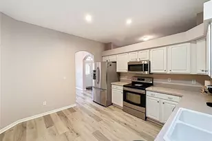 2308 Twickingham Ct, Clermont, FL 34711 - Photo 8