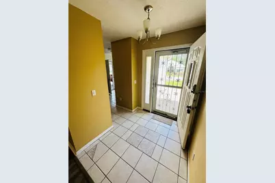 1105 San Antonio Lane, Lady Lake, FL 32159 - Photo 2