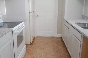 2701 S Dellwood Dr, Eustis, FL 32726 - Photo 8