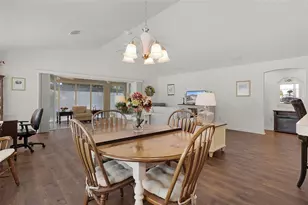 9224 SE 168th Cook Pl, The Villages, FL 32162 - Photo 12