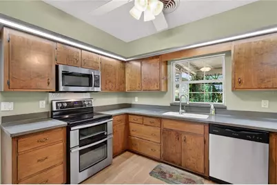 1945 Normandy Drive, Mount Dora, FL 32757 - Photo 10