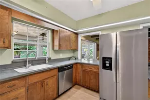 1945 Normandy Dr, Mount Dora, FL 32757 - Photo 12