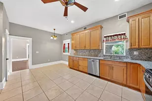 211 Cassady St, Umatilla, FL 32784 - Photo 16