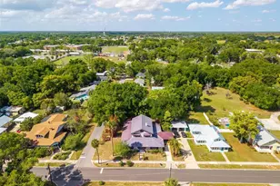 211 Cassady St, Umatilla, FL 32784 - Photo 2