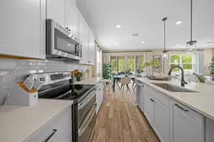 3916 Southern Vista Loop, Saint Cloud, FL 34772 - Photo 10