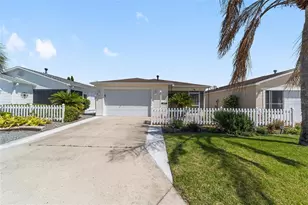 2403 Baton Pl, The Villages, FL 32162 - Photo 26