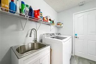 1738 Augustine Dr, The Villages, FL 32159 - Photo 20