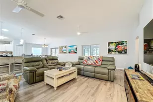 1738 Augustine Dr, The Villages, FL 32159 - Photo 2