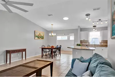 807 Camino Del Rey Drive, The Villages, FL 32159 - Photo 10