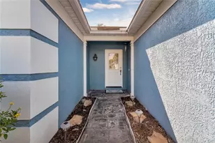 642 Whittingham Pl, Lake Mary, FL 32746 - Photo 2