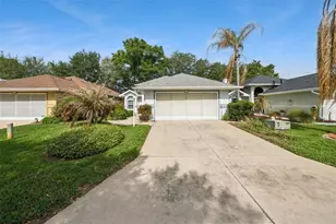 21733 Royal St Georges Ln, Leesburg, FL 34748 - Photo 2