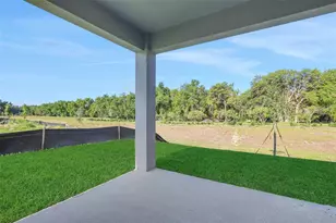 2920 Supermarine Rd, Tavares, FL 32778 - Photo 4