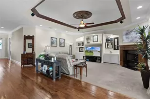 2254 Isleworth Cir, The Villages, FL 32163 - Photo 28