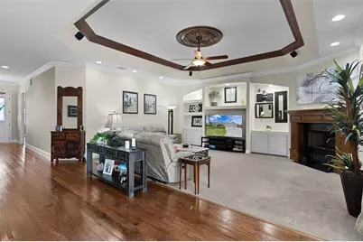 2254 Isleworth Circle, The Villages, FL 32163 - Photo 22