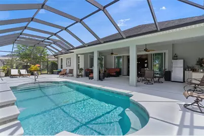 2254 Isleworth Circle, The Villages, FL 32163 - Photo 6