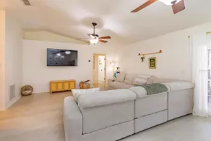 1044 Arbor Hill Cir, Minneola, FL 34715 - Photo 4