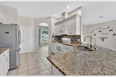 14608 Eagle Eye Ct, Clermont, FL 34711 - Photo 12