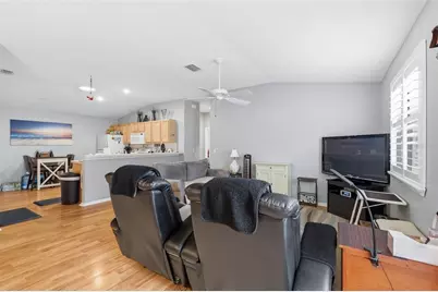 1639 SE Allendale Place SE, The Villages, FL 32162 - Photo 8