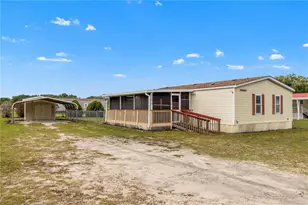 1371 NW 12th Ln, Lake Panasoffkee, FL 33538 - Photo 30