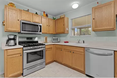 8015 SE 174th Belhaven Loop, The Villages, FL 32162 - Photo 12