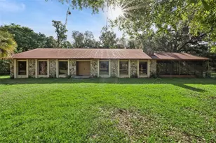 2260 Panorama Dr, Chuluota, FL 32766 - Photo 1